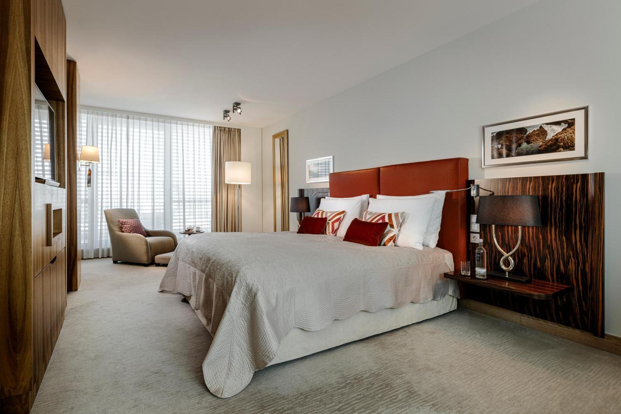 Intercontinental - Hotel